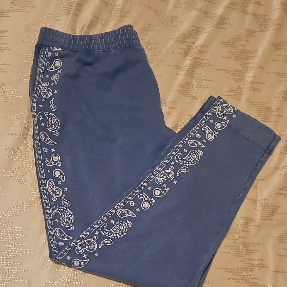 Blue Paisley Print Joggers/ J Jill